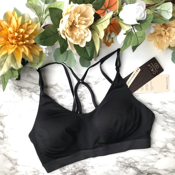 calia by carrie underwood women's focus strappy sports bra